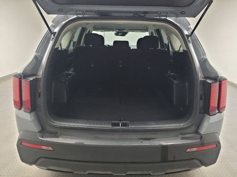 Used 2021 Kia Sorento LX FWD image 29