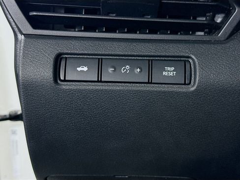 Certified 2021 Nissan Altima 2.5 SR image 18