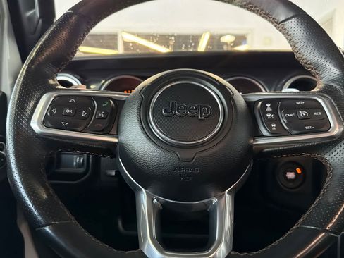 Used 2023 Jeep Wrangler Unlimited Rubicon 392 image 26