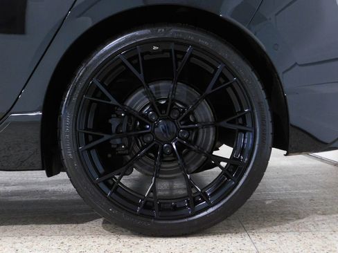 Used 2025 Volkswagen Golf R Black Edition AWD/4WD image 98