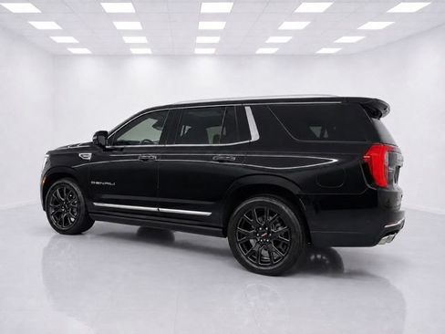 Used 2025 GMC Yukon Denali w/ Denali Reserve Package AWD/4WD image 8