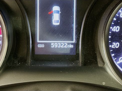 Used 2023 Toyota Camry SE FWD image 18