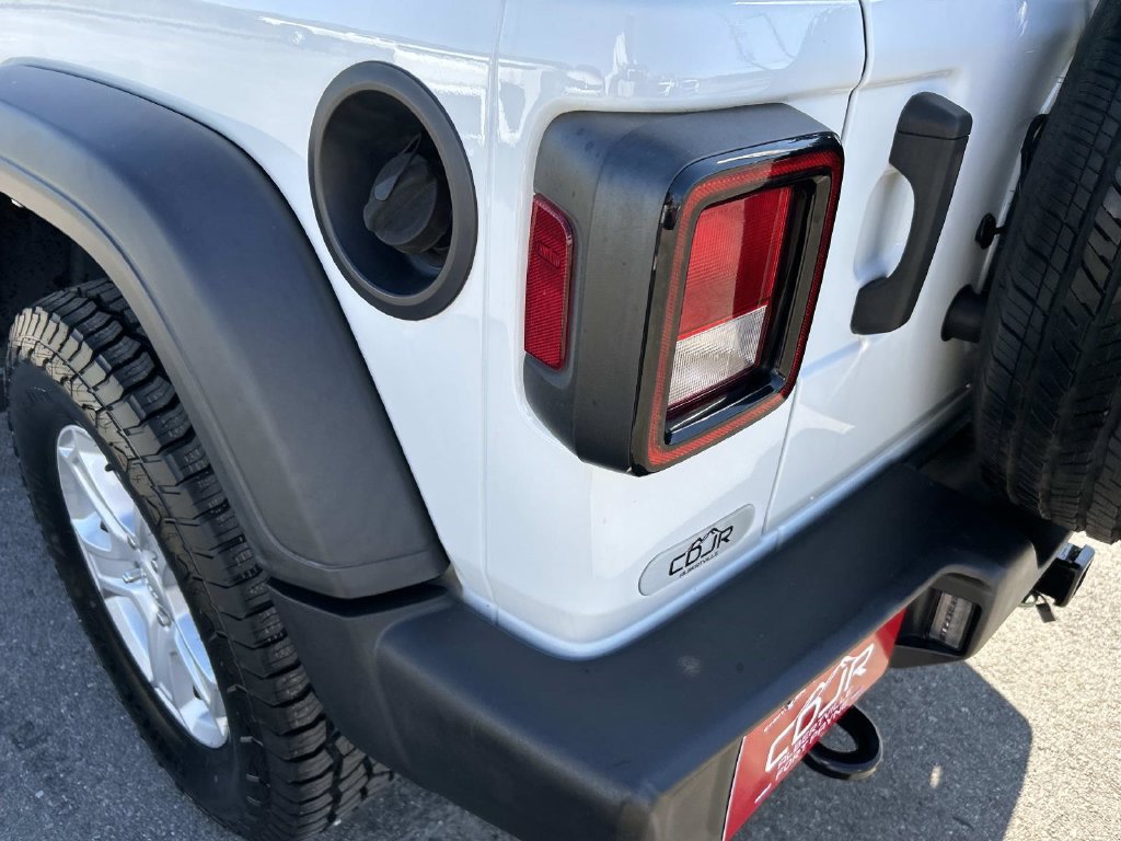 Used 2021 Jeep Wrangler Sport AWD/4WD image 14