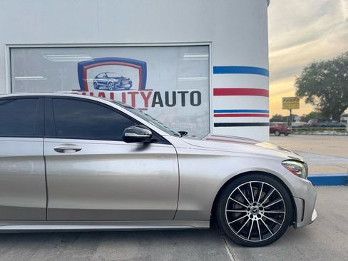 Used 2019 Mercedes-Benz C 300 Sedan image 24