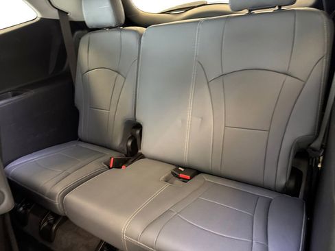 Used 2021 Buick Enclave Premium w/ Surround and Sites Package image 4