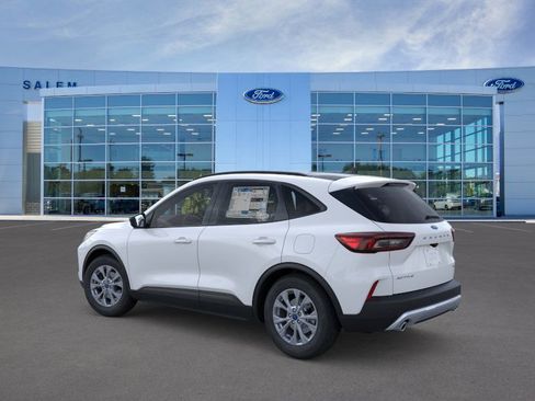 New 2025 Ford Escape Active w/ Active Premium Tech Pack image 5