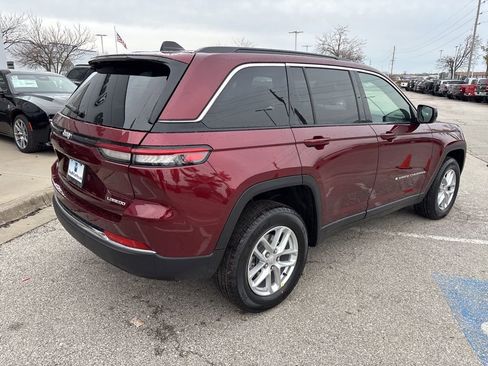 New 2026 Jeep Grand Cherokee Laredo AWD/4WD image 31