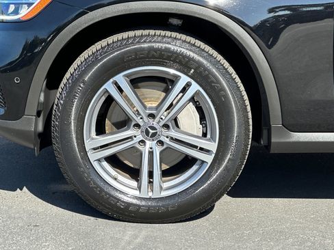 Certified 2022 Mercedes-Benz GLC 300 image 25