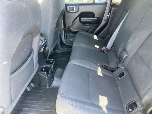 Used 2022 Jeep Gladiator Sport AWD/4WD image 20