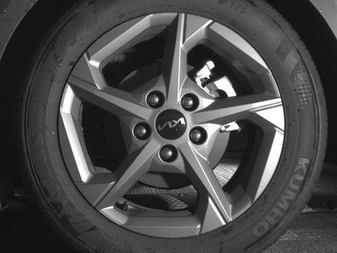 Used 2025 Kia K4 LXS image 14