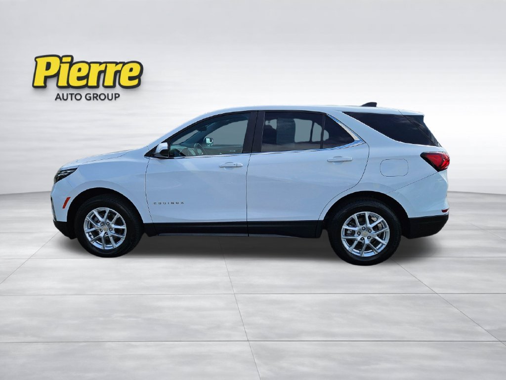 Used 2024 Chevrolet Equinox LT AWD/4WD image 2