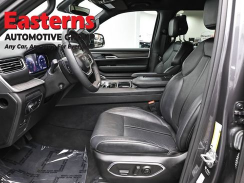 Used 2024 Jeep Wagoneer Series II AWD/4WD image 14
