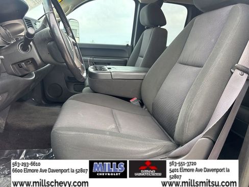 Used 2012 Chevrolet Silverado 2500 LT w/ Interior Plus Package AWD/4WD image 12