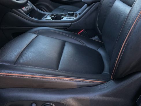 Used 2023 GMC Acadia AT4 image 23