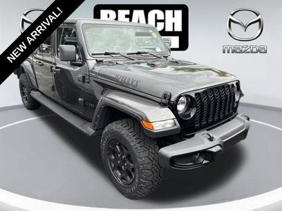 Used 2023 Jeep Gladiator Sport