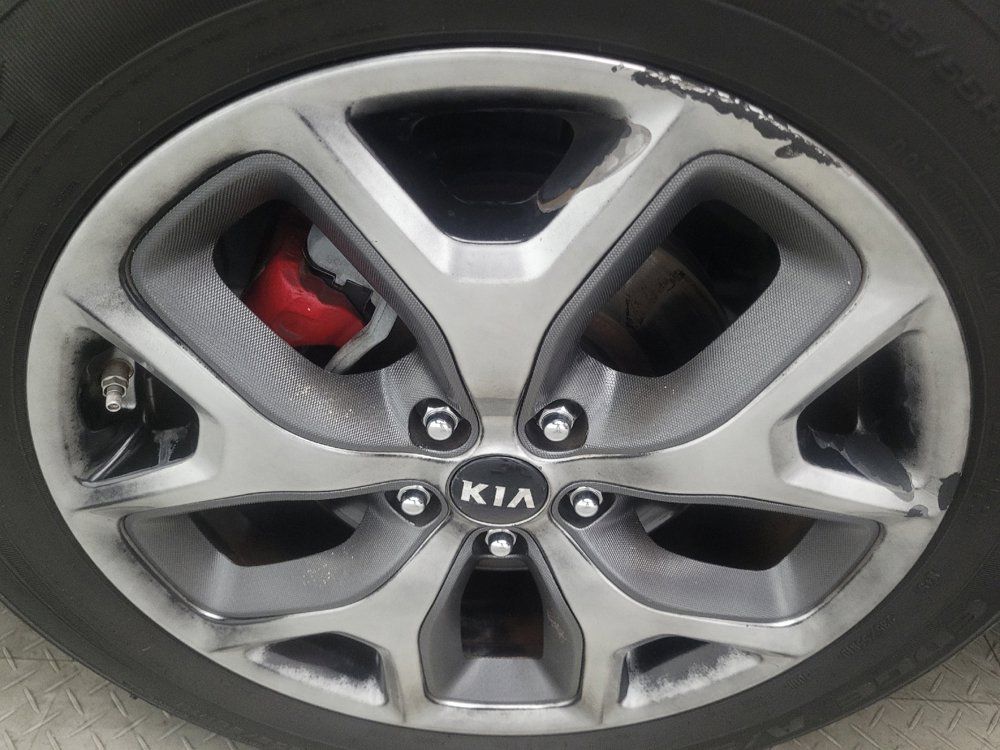 Used 2019 Kia Sorento SX FWD image 31