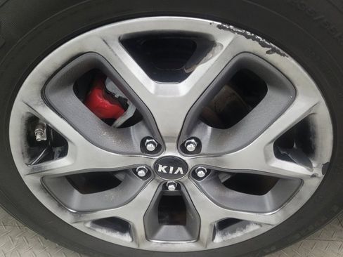 Used 2019 Kia Sorento SX FWD image 31