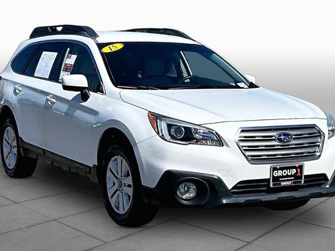 Used 2015 Subaru Outback 2.5i Premium AWD/4WD image 2