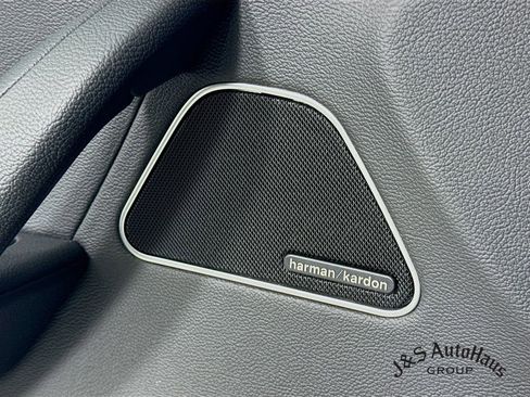 Used 2022 Maserati Levante Modena image 24