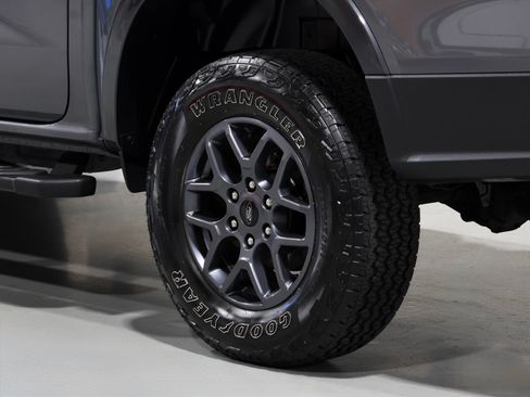 Used 2024 Ford Ranger XLT w/ FX4 Off-Road Package AWD/4WD image 28