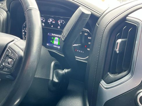 Used 2021 GMC Sierra 1500 SLT image 17