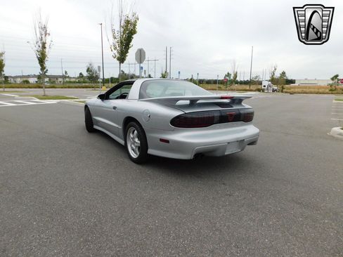 Used 1997 Pontiac Firebird Trans Am image 10