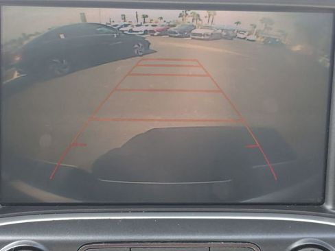 Used 2016 GMC Sierra 1500 SLT w/ SLT Premium Package image 14