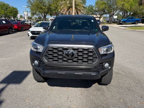 Used 2023 Toyota Tacoma TRD Off-Road AWD/4WD image 12