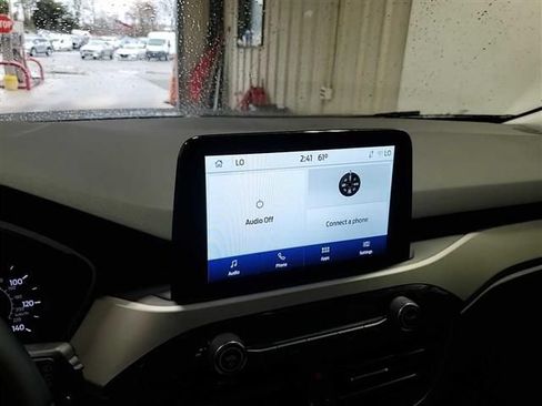 Used 2022 Ford Escape SE w/ Convenience Package FWD image 8