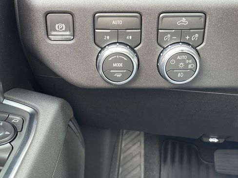 New 2026 GMC Sierra 1500 Elevation image 51