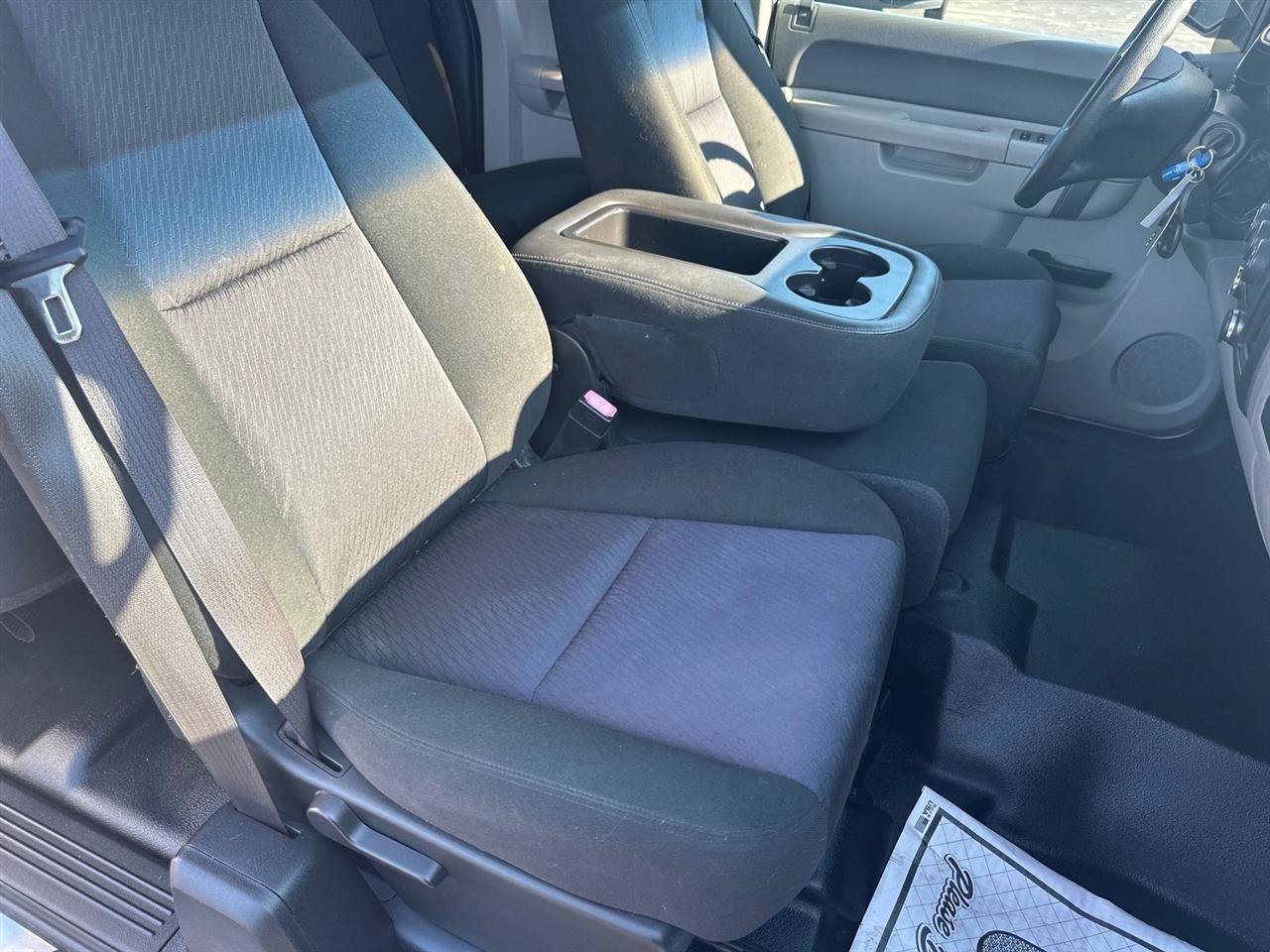 Used 2010 Chevrolet Silverado 1500 W/T RWD image 21