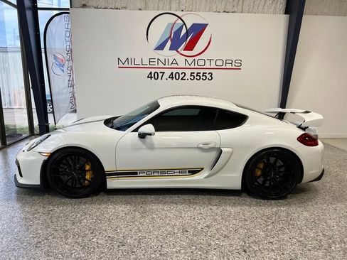 Used 2016 Porsche Cayman GT4 image 15