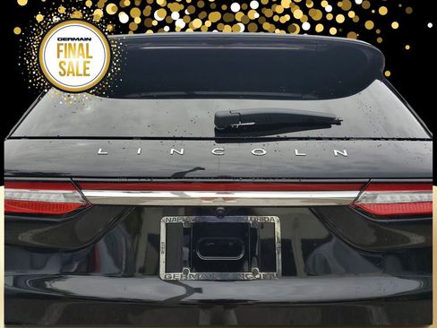 Used 2022 Lincoln Corsair Reserve w/ Equipment Group 201A image 14