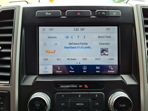 Used 2020 Ford F150 Lariat w/ Equipment Group 502A Luxury AWD/4WD image 24