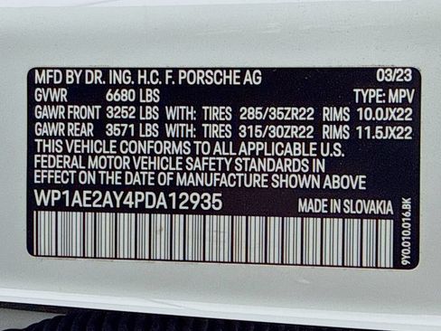 Certified 2023 Porsche Cayenne Platinum Edition AWD/4WD image 12
