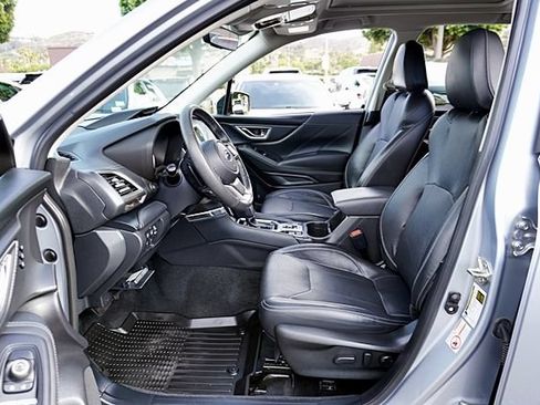 Used 2019 Subaru Forester Touring AWD/4WD image 14
