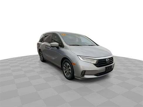 Used 2023 Honda Odyssey EX-L image 2