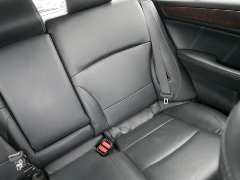 Used 2019 Subaru Outback 3.6R Limited AWD/4WD image 14