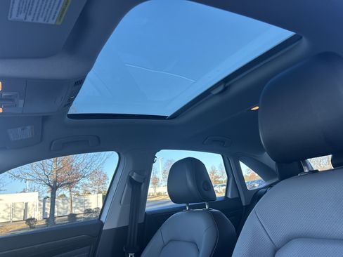 Used 2025 Volkswagen Jetta SEL image 22