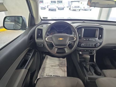 Used 2021 Chevrolet Colorado W/T w/ WT Convenience Package AWD/4WD image 12
