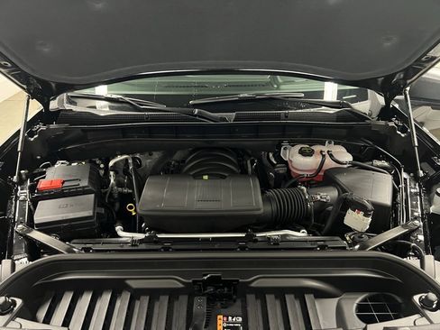 New 2026 GMC Sierra 1500 SLT w/ SLT Convenience Package image 39