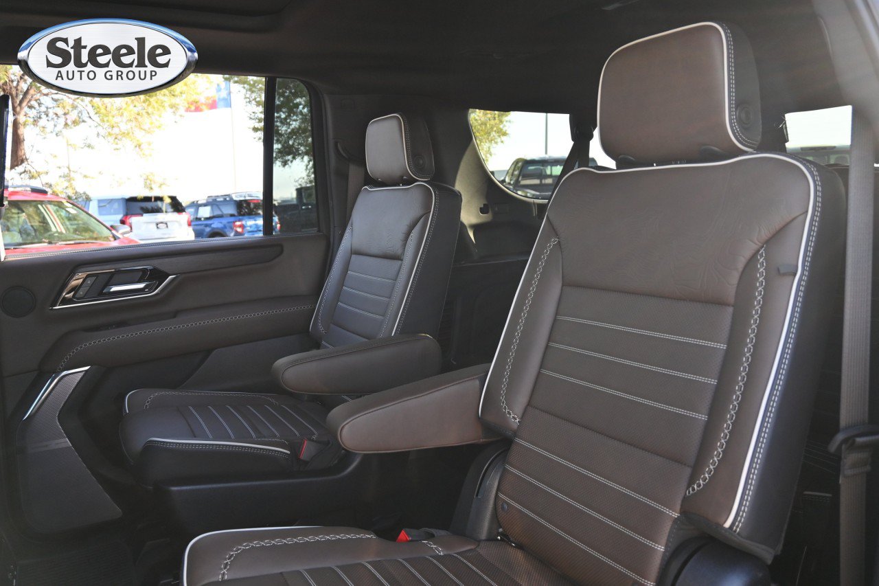 New 2026 GMC Yukon XL Denali Ultimate AWD/4WD image 20