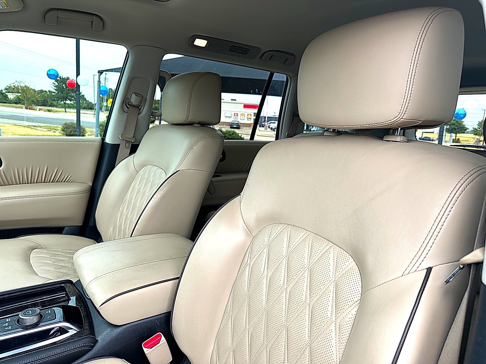 Used 2023 Nissan Armada Platinum w/ Captain's Chairs Package RWD image 14