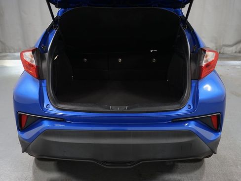 Certified 2021 Toyota C-HR XLE FWD image 31