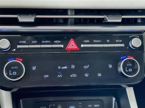 Certified 2025 Hyundai Tucson SEL AWD/4WD image 18