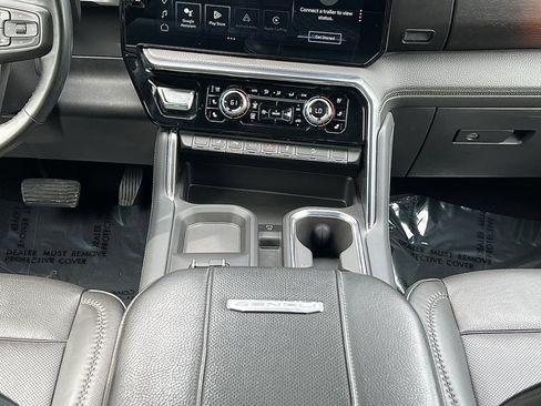 Used 2024 GMC Sierra 3500 Denali w/ Denali Reserve Package image 42