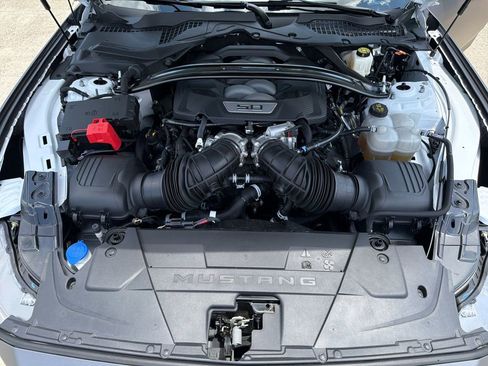 Used 2025 Ford Mustang Dark Horse RWD image 22
