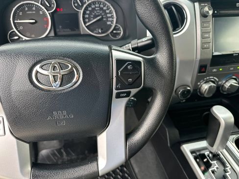 Used 2016 Toyota Tundra SR5 AWD/4WD image 17