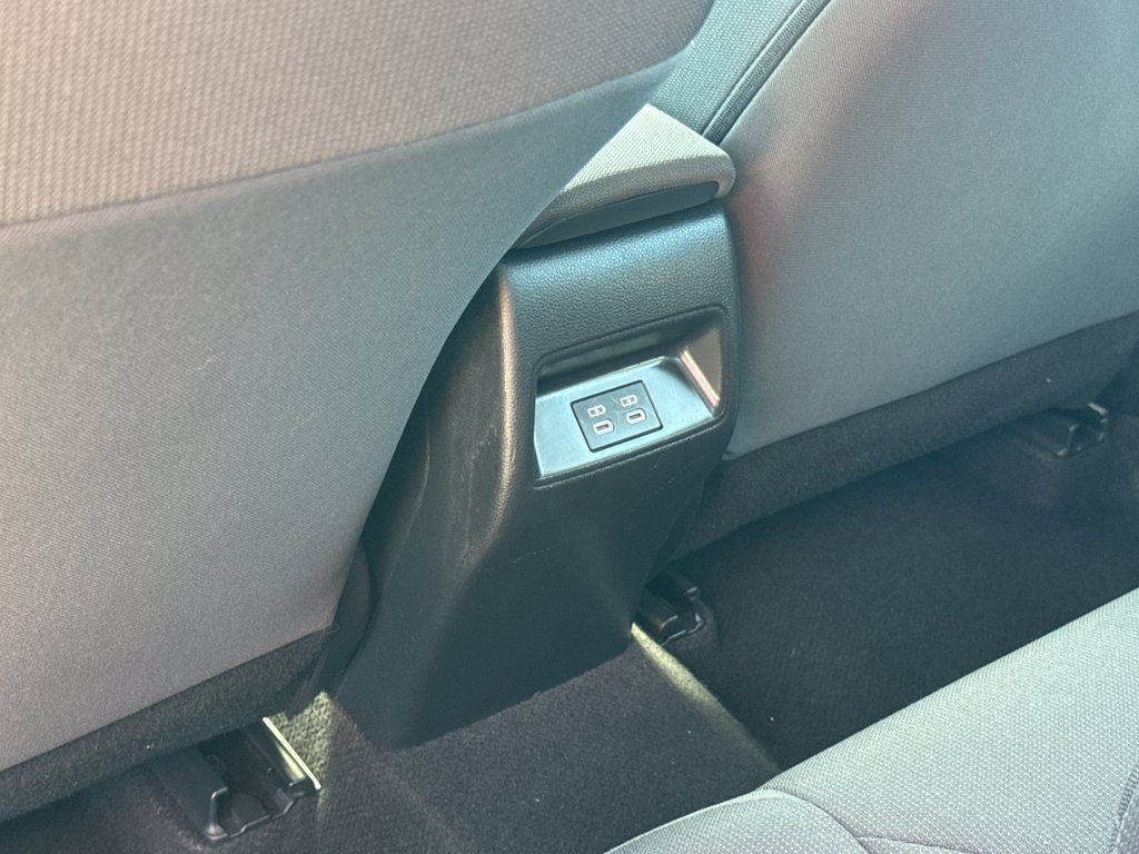 Used 2024 Toyota Corolla LE FWD image 38
