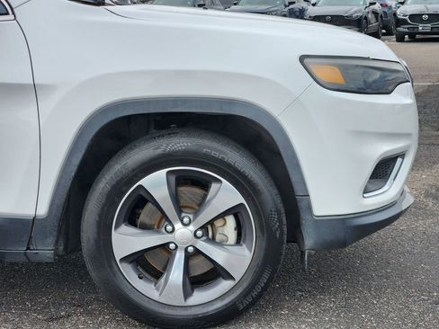 Used 2019 Jeep Cherokee Limited AWD/4WD image 29